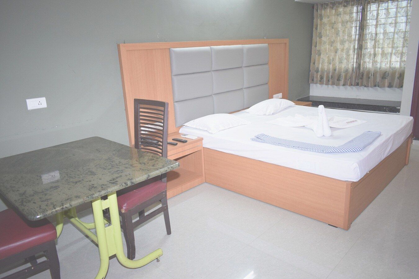 Hotel Vijay Krishna Standard Room 7