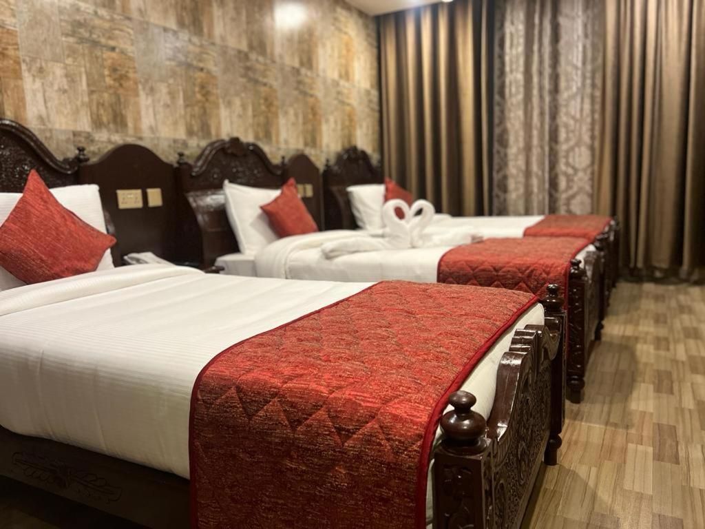 Castle Suite Room for 3 People