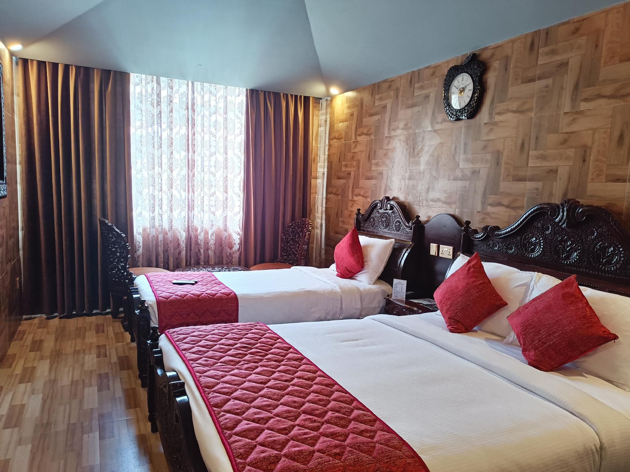Deluxe Triple Rooms