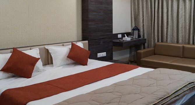 Hotel Midtown, Vadodara Super Deluxe 6