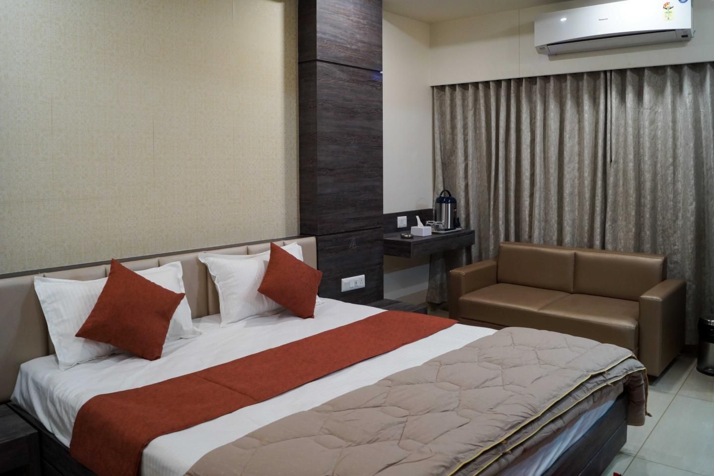 Hotel Midtown, Vadodara Super Deluxe