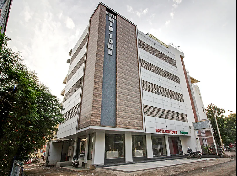 Hotel Midtown, Vadodara