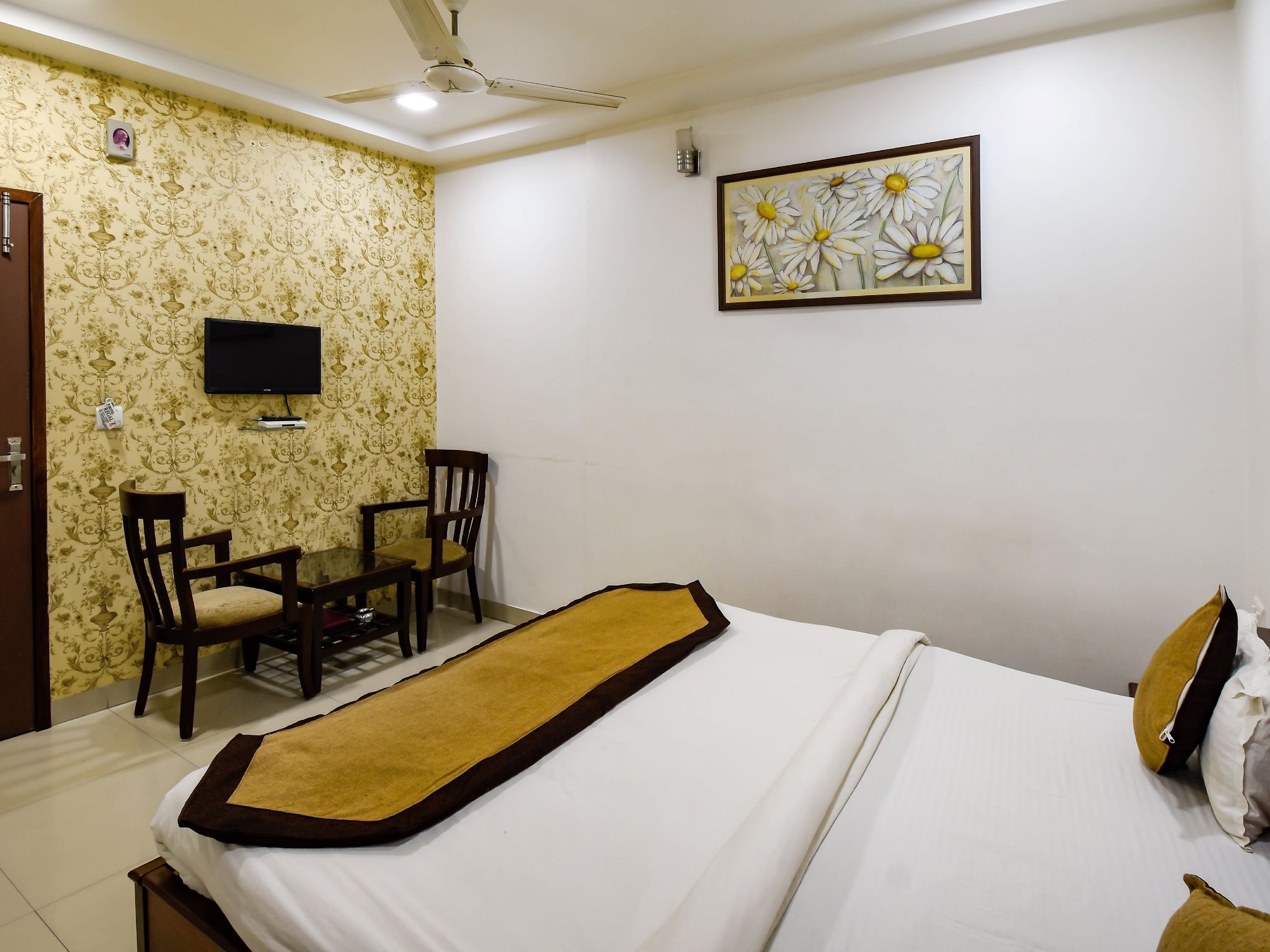 Hotel Regal REGAL DELUXE 8