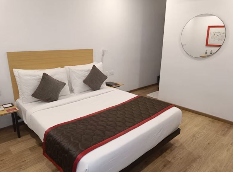 Lords Eco Inn Belagavi Deluxe room 2