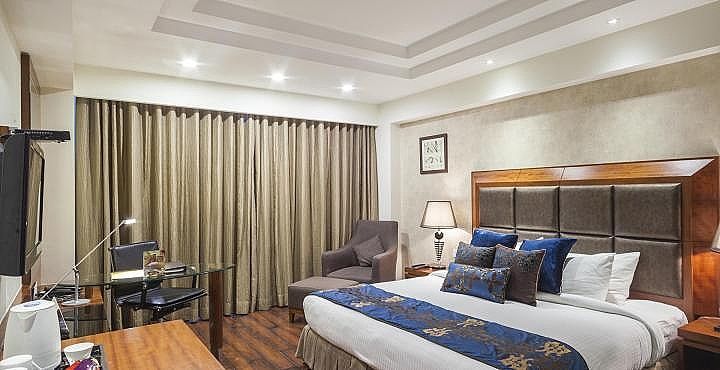 Marina- Shimla First Designer Boutique Hotel Deluxe Room 8