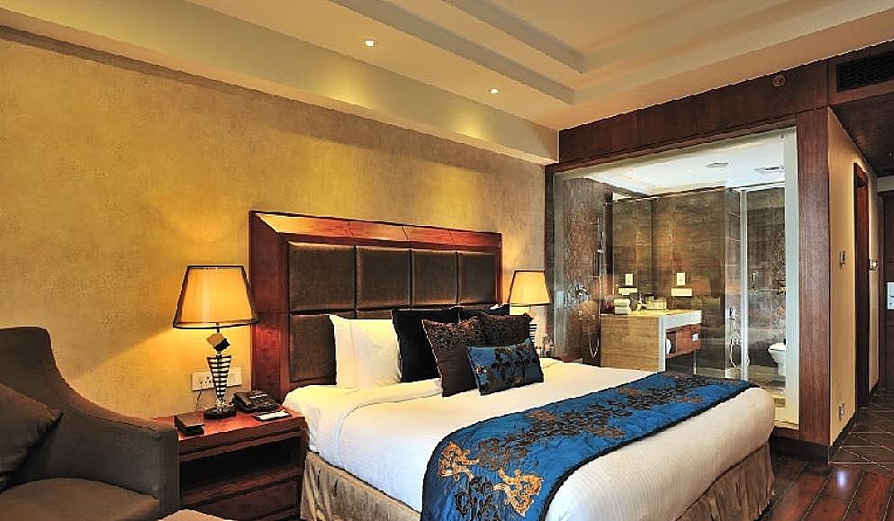 Marina- Shimla First Designer Boutique Hotel Deluxe Room 3
