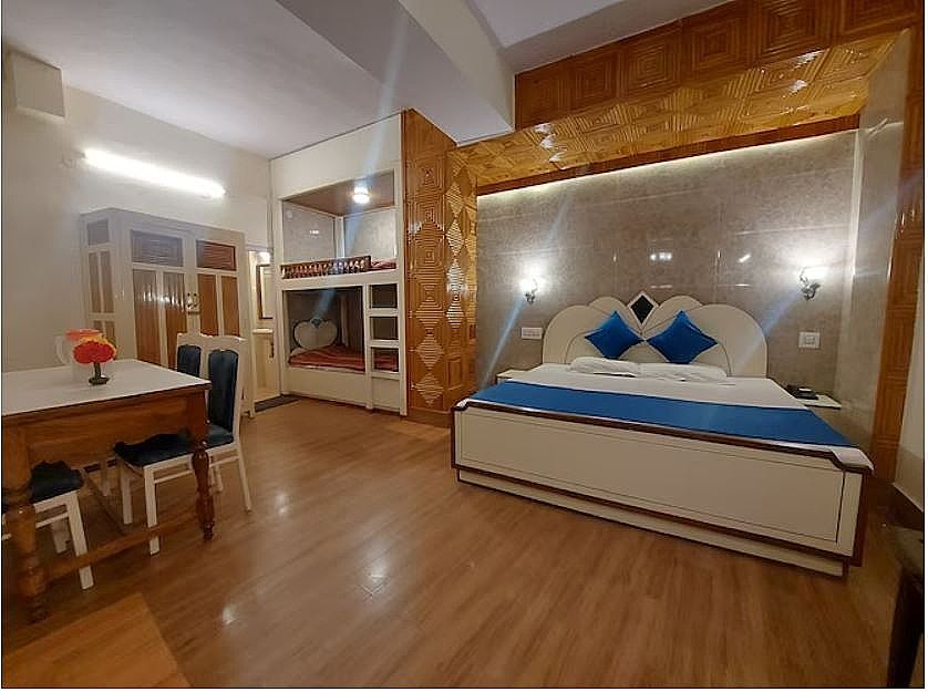 undefined Brightland Hotel (Stags are not allowed) 6