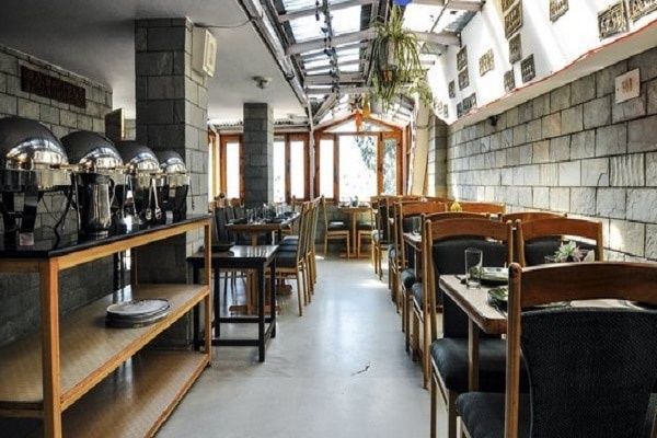 Food & Dining