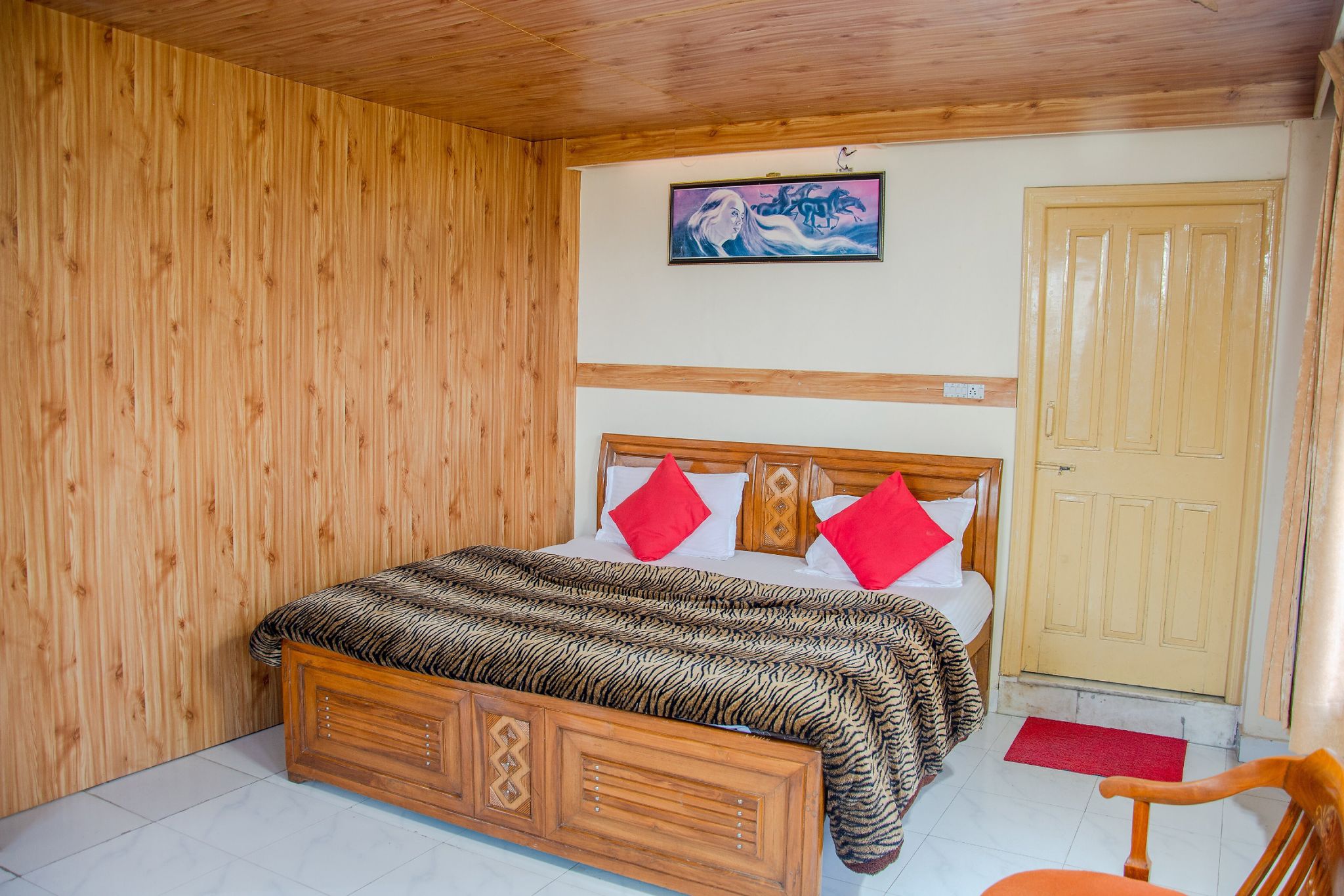 Premium Deluxe room - With Full Valley View & Private Balcony