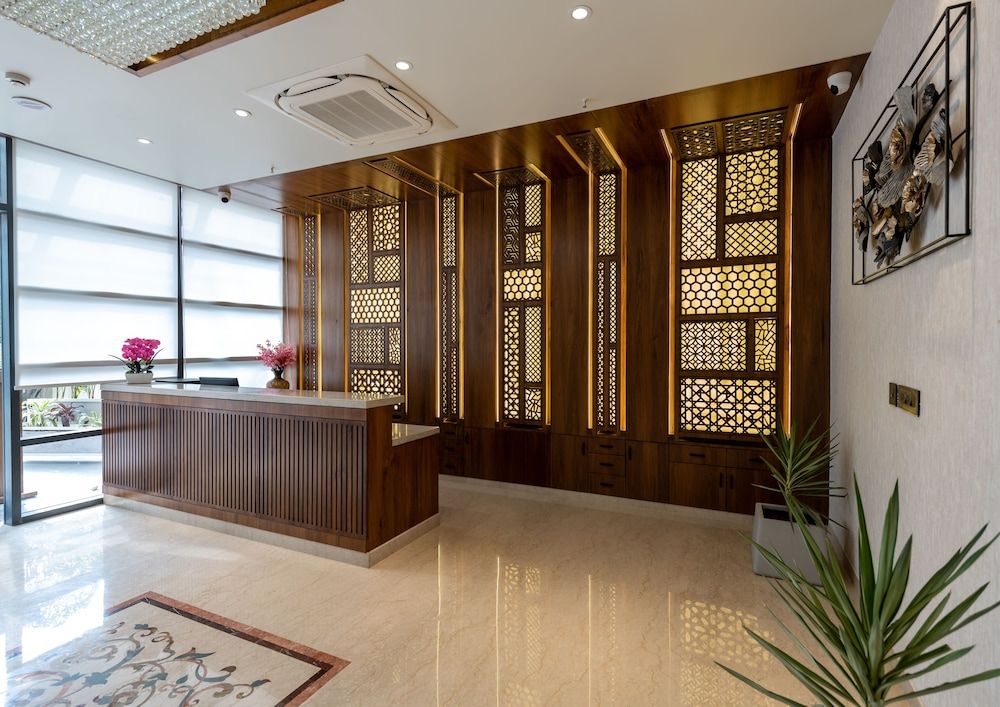 undefined Hotel Regal Grand 2