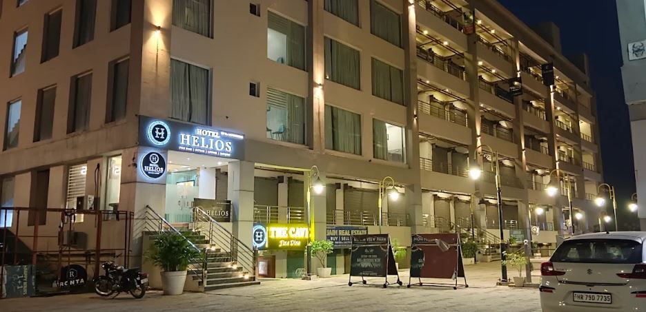 Helios Hotel
