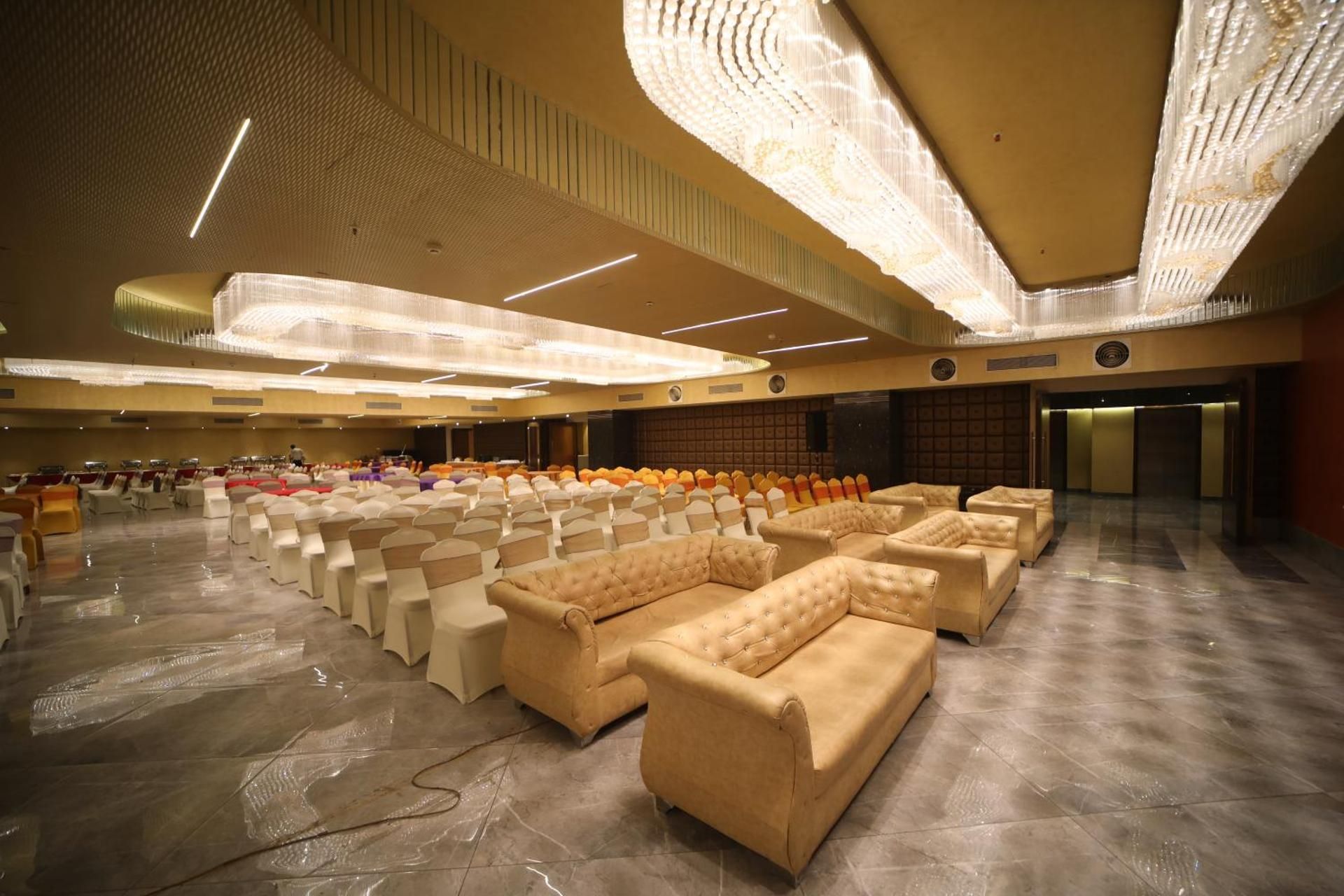 Banquet hall