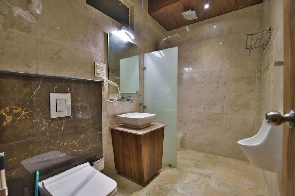 DLS Dalhousie Valley resort Deluxe Room 11