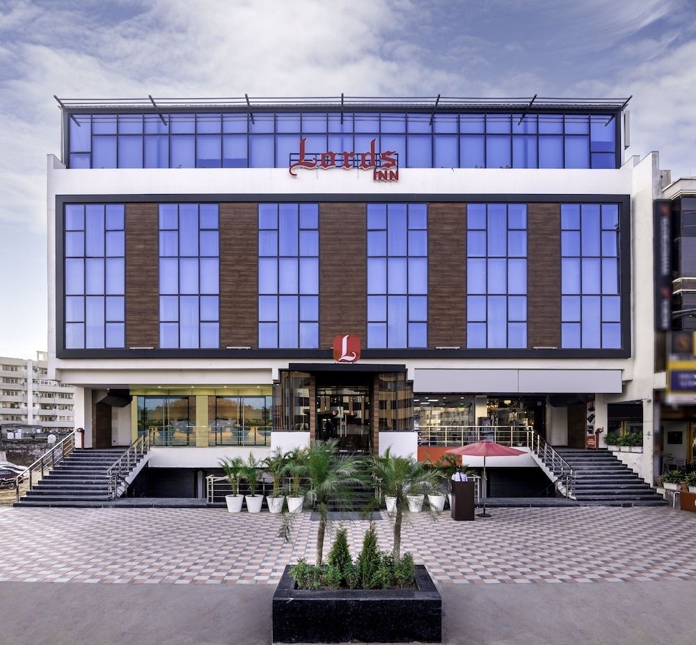 undefined Lords Inn Zirakpur 6