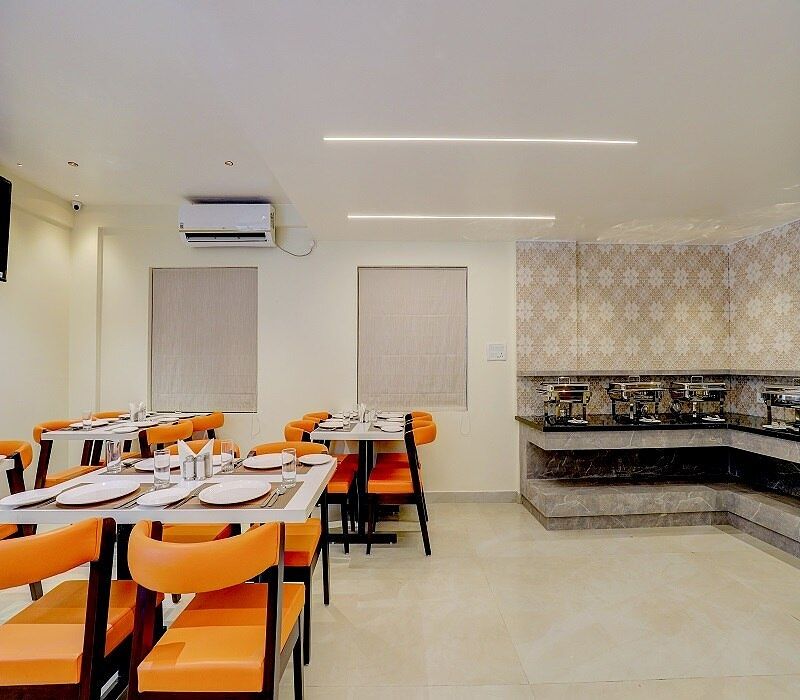 Food & Dining
