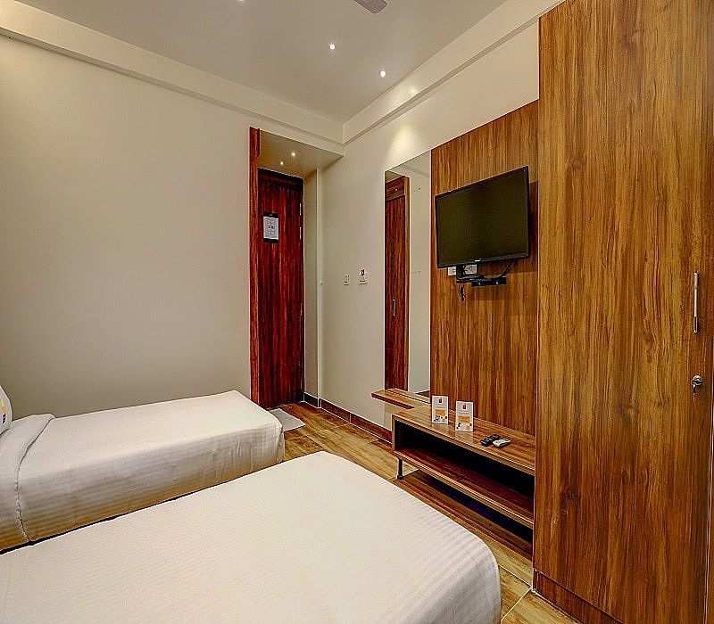 MySpace Triton Suites Deluxe Twin Room 6