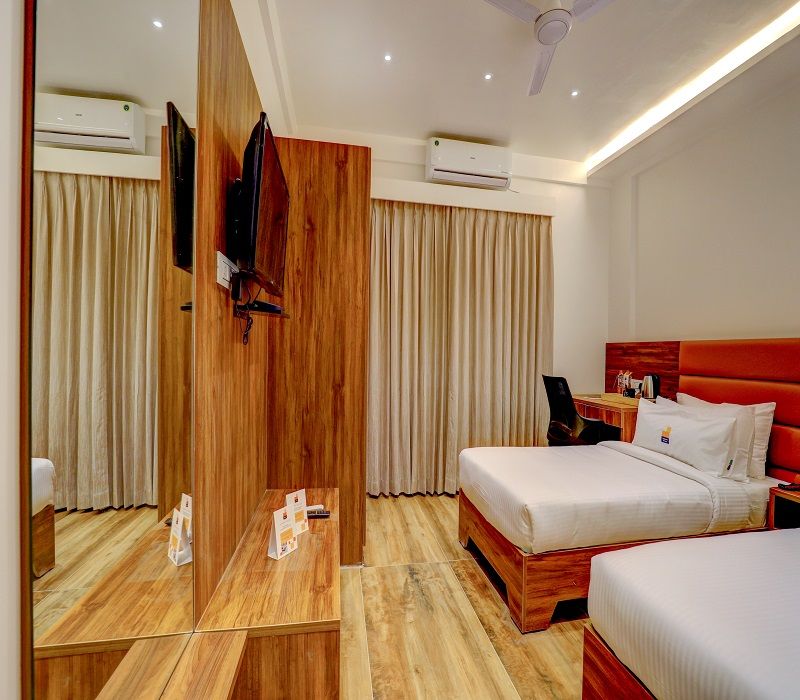 1 Bedroom King Suite