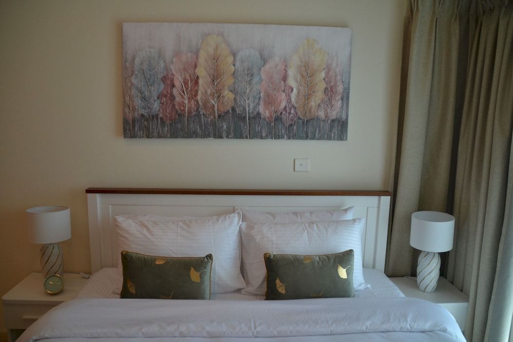 undefined Delightful Lake View 1 Bedroom in JLT 8