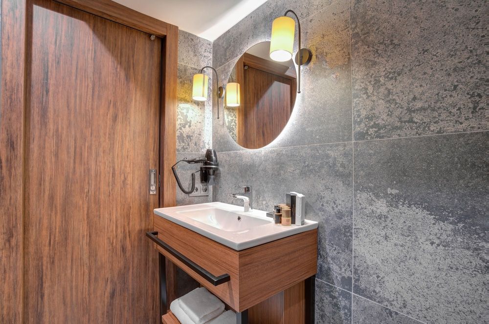 Depiero Hotel Karaköy Standard Double Room 4