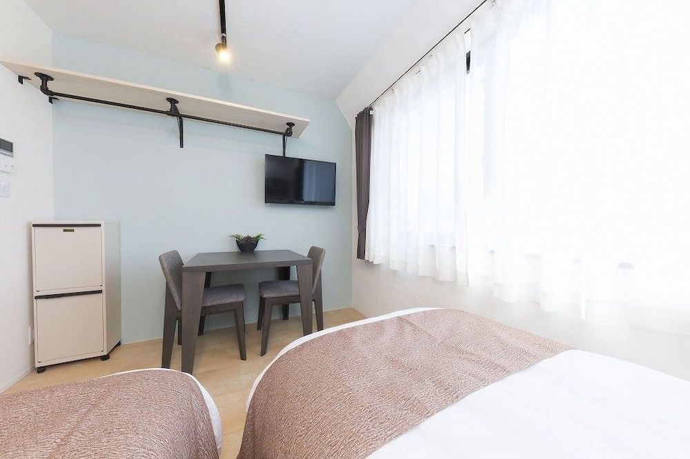 undefined C5 Maison Philippe Shitaya 503 6