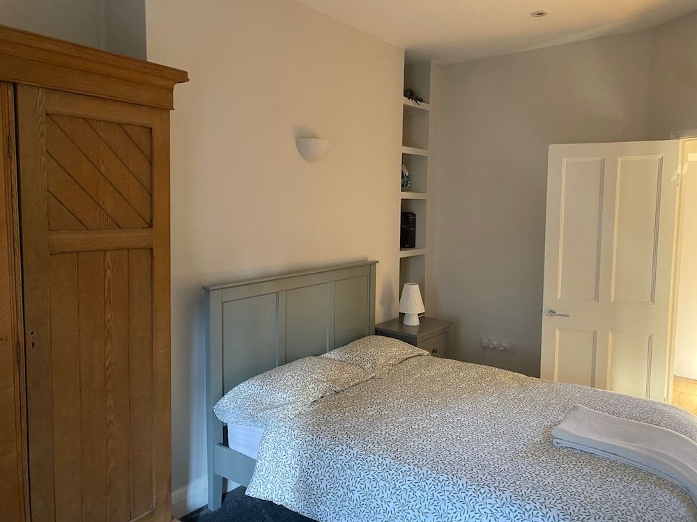 undefined Victorian Building - Sleeps 5 - Pet Friendly 3