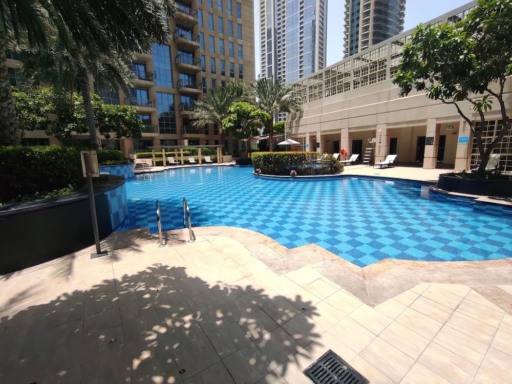 undefined LuxBnB Standpoint Tower BLVD Views 6
