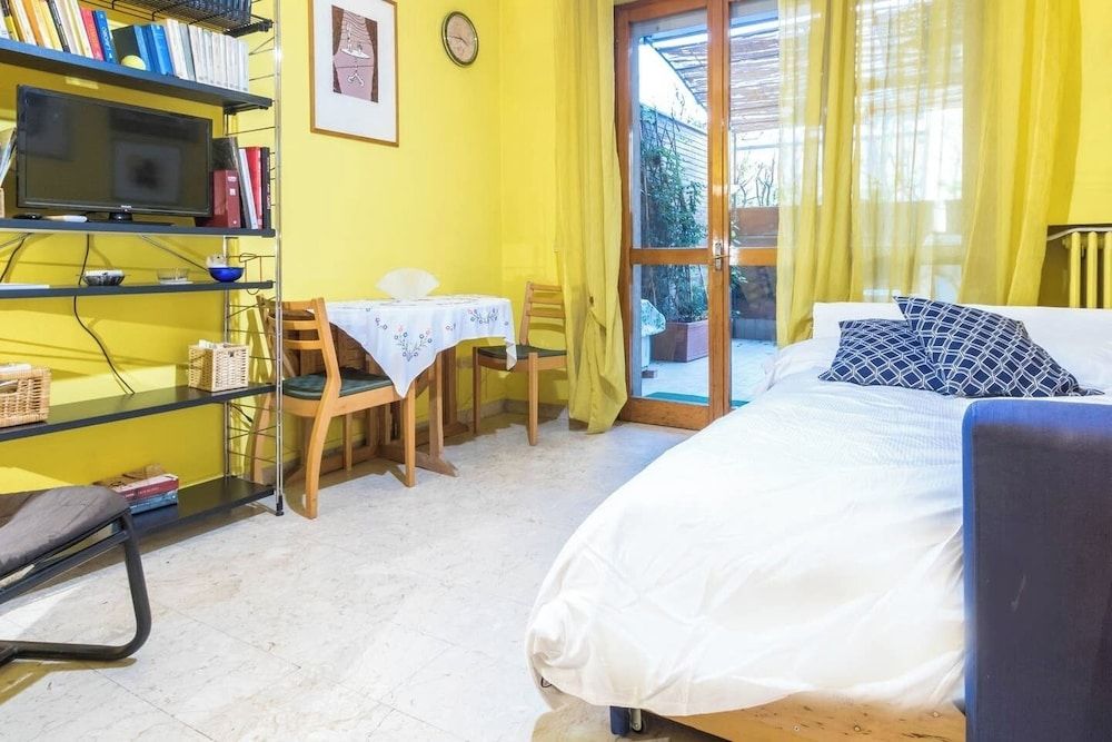 JOIVY Quiet Apt w Terrace in Beautiful Area Apartment, 1 Bedroom, Terrace 22