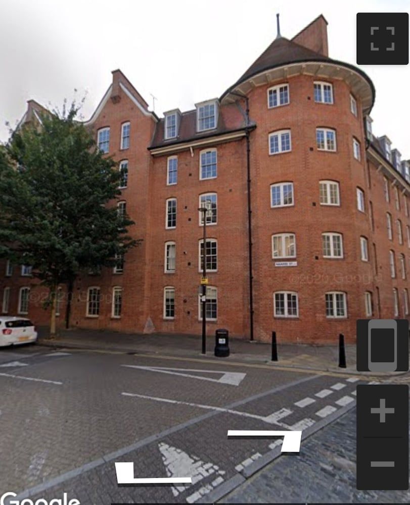 undefined Charming 3-bed Apartment in London 2