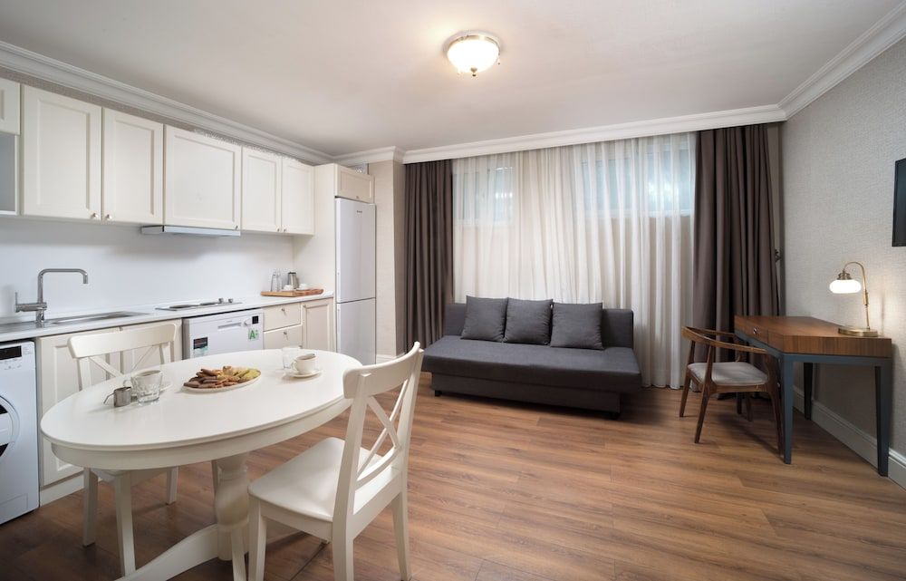 Meroddi La Porta Economy Double Room, 1 Bedroom 5