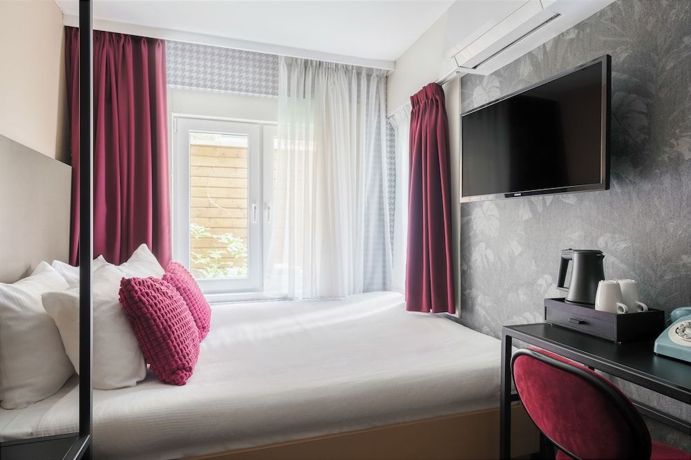 undefined Krisotel 3