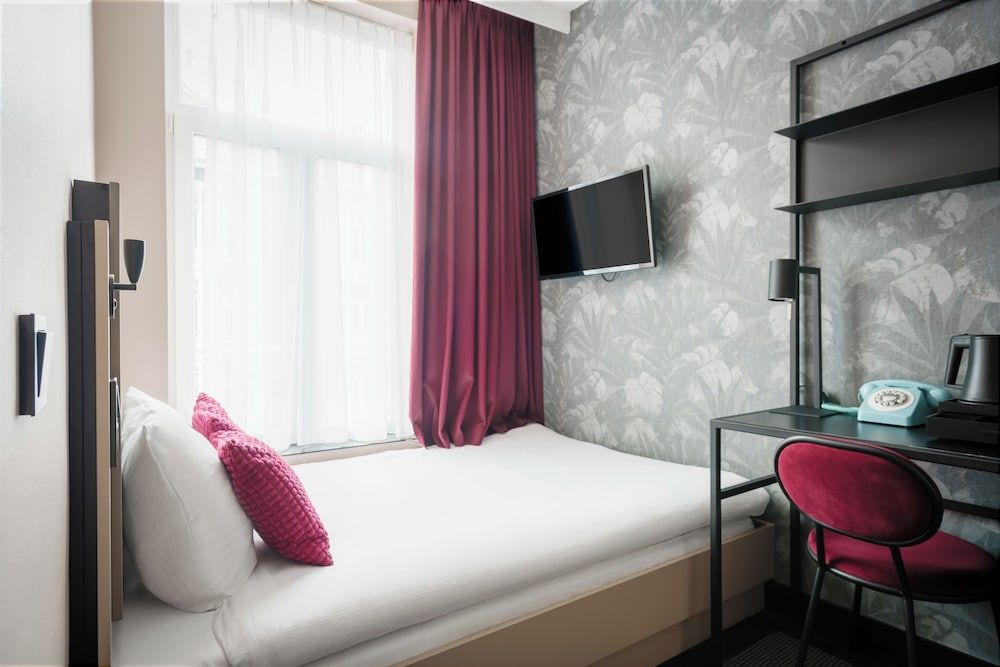 undefined Krisotel 2