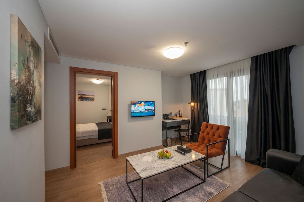 undefined KA Hotel & Suites 4