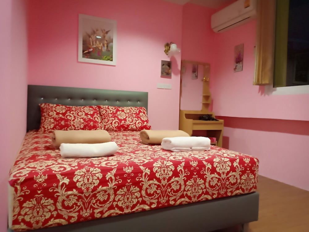 undefined Santo House 4