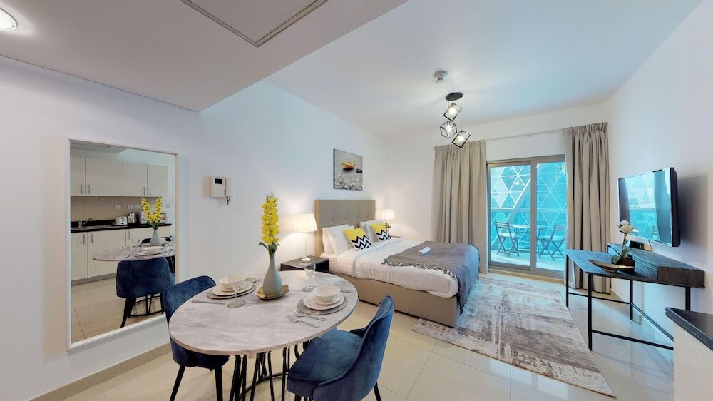 undefined Lux BnB Park Towers DIFC 6