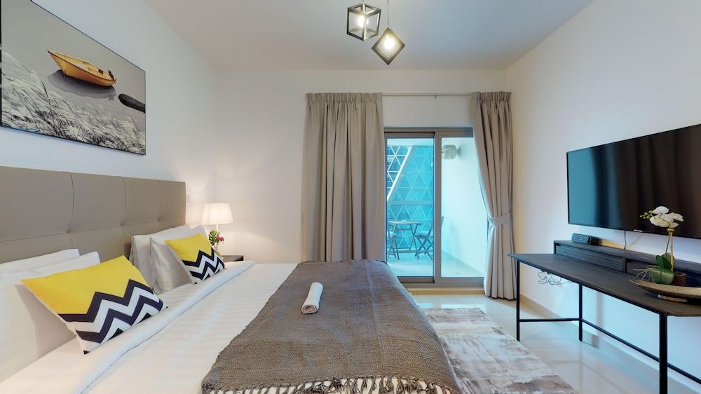 undefined Lux BnB Park Towers DIFC 9