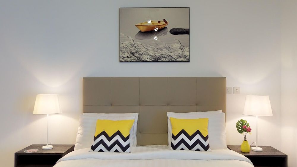 undefined Lux BnB Park Towers DIFC 7