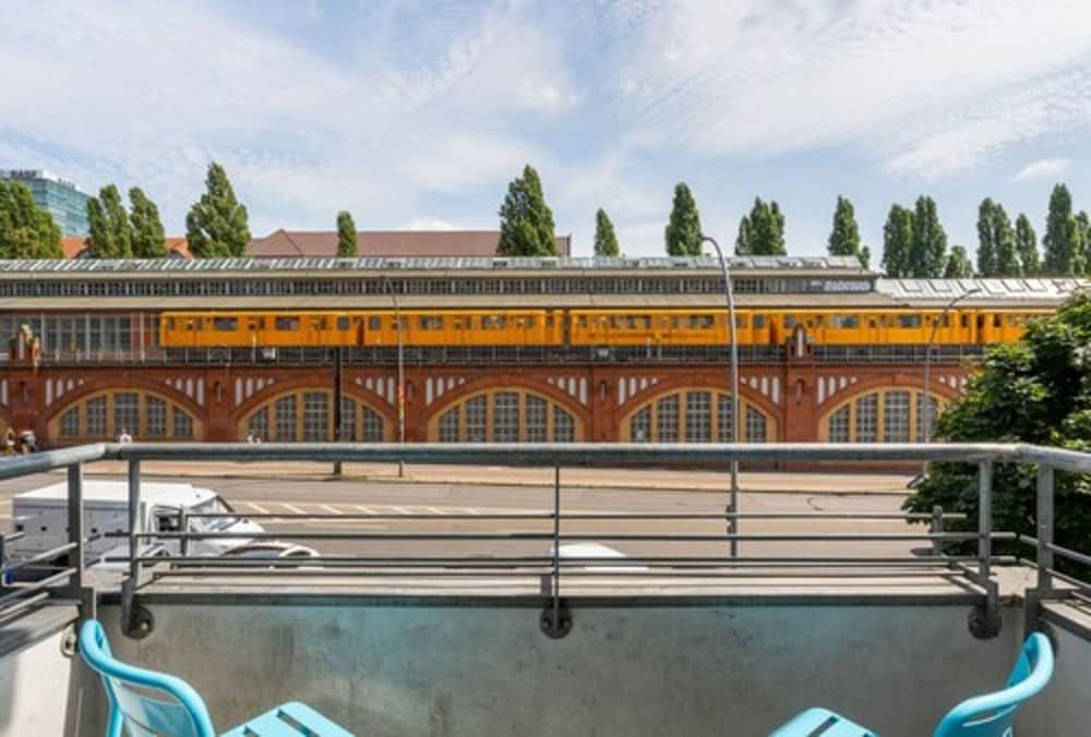 undefined Numa Berlin Kater 9