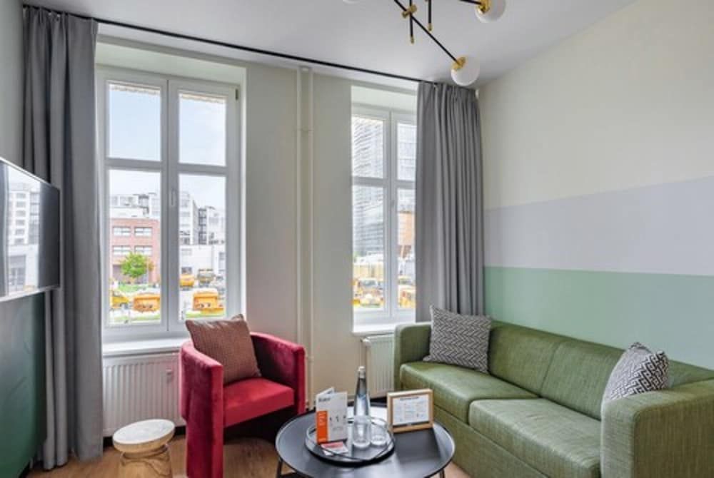 Numa Berlin Kater Large 3 Bedroom Apartment with Sofa Bed 9
