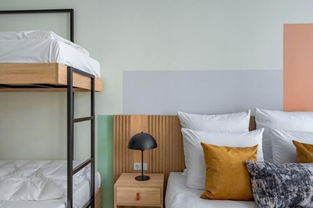 Numa Berlin Kater Large 3 Bedroom Apartment with Sofa Bed 3