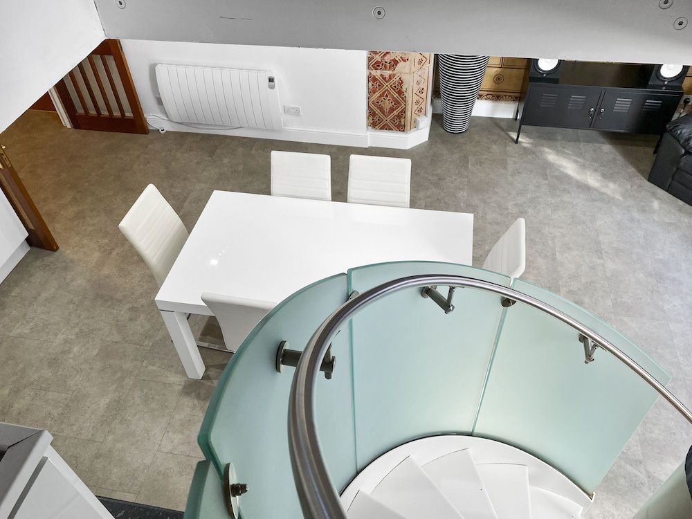 undefined Rare 1-bed Church Converted Apartment in London 7