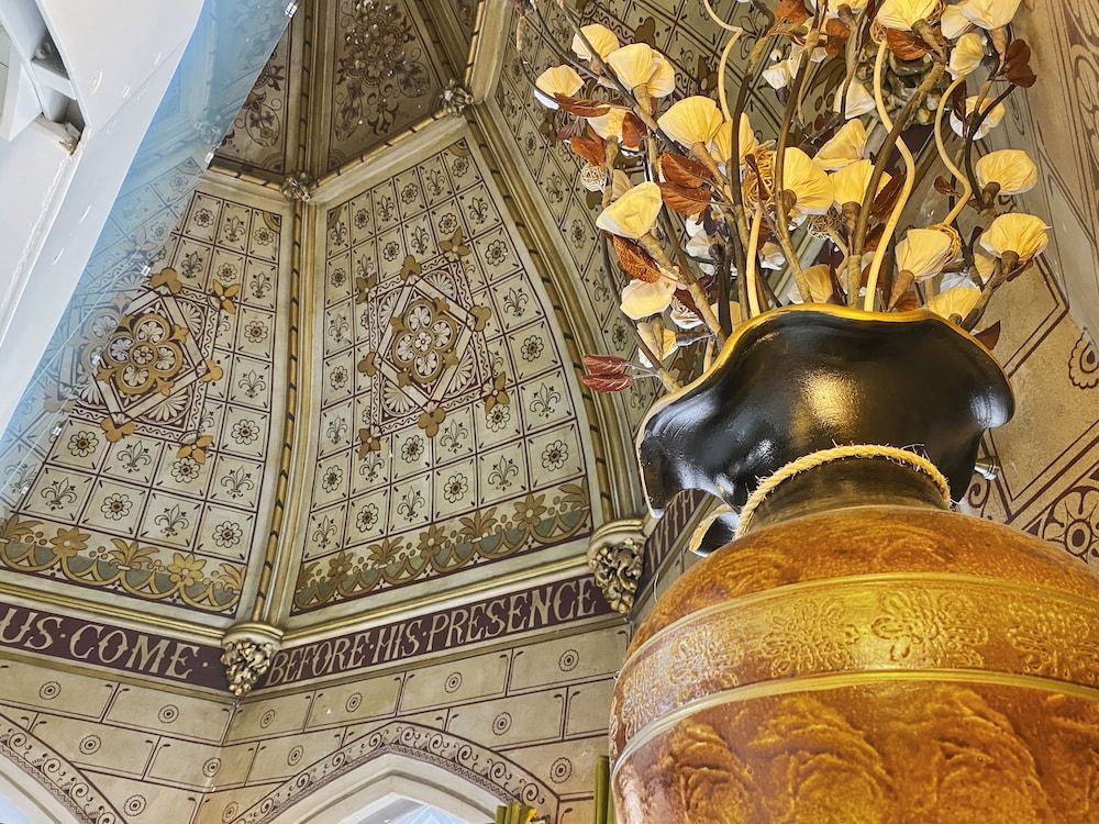 undefined Rare 1-bed Church Converted Apartment in London 6