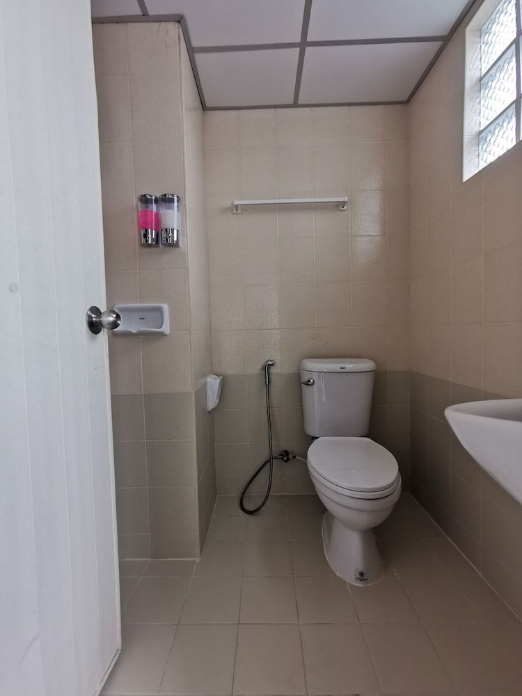 undefined W Residents 8