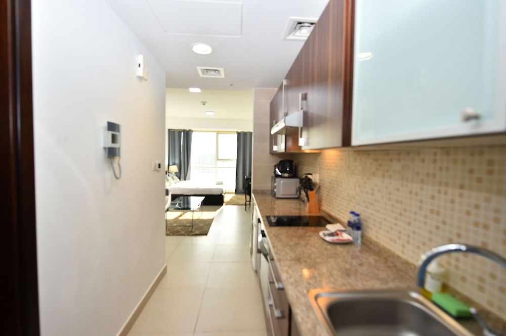 undefined RIT - Charming Furnished Studio JLT 8