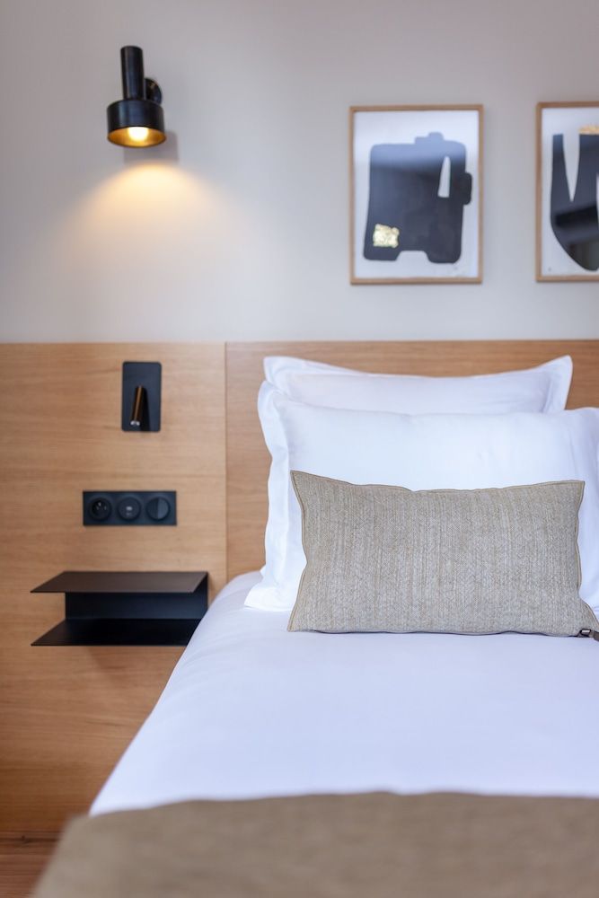 undefined Tinah - Champs Elysées 6