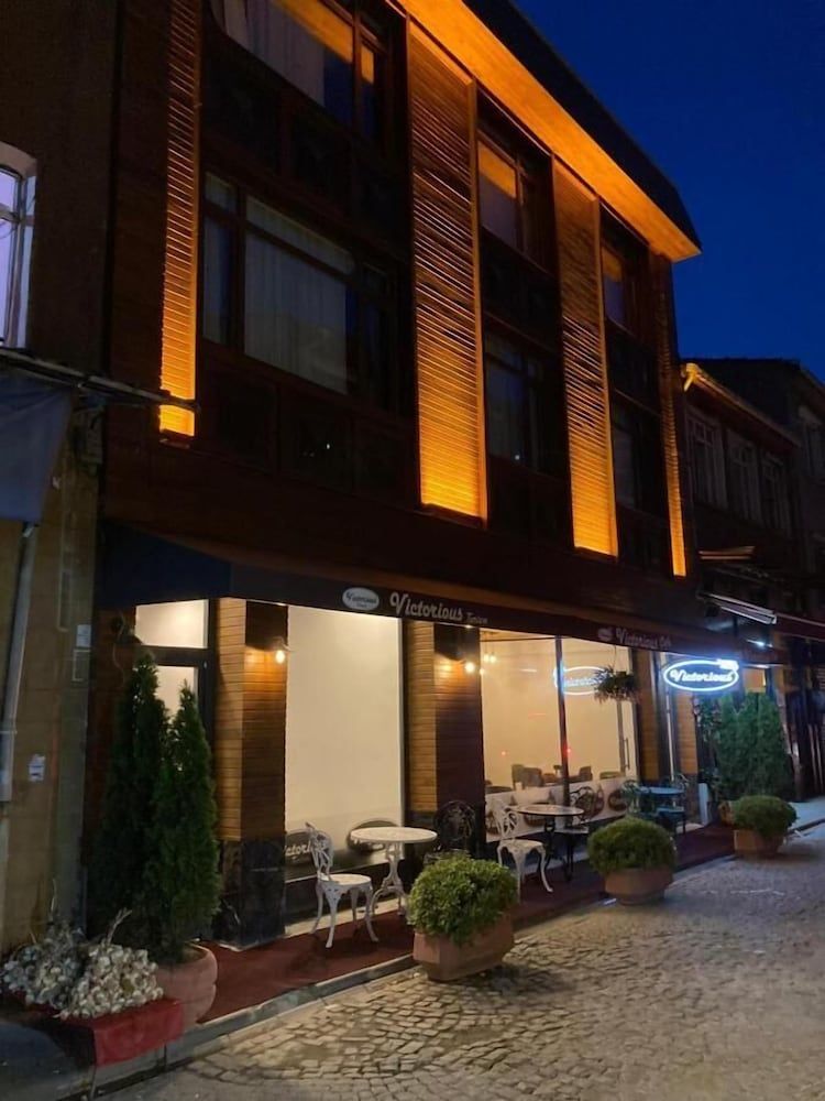 undefined Victorious Hotel