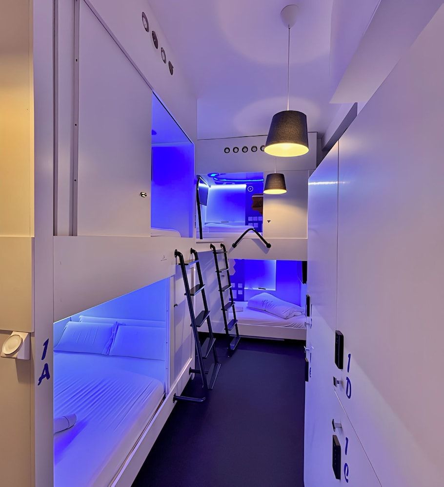 Modular Rooms Hotels Módulo Doble en Habitación compartida mixta de 6 módulos 7