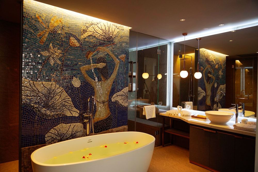 undefined HOME Hotel 5