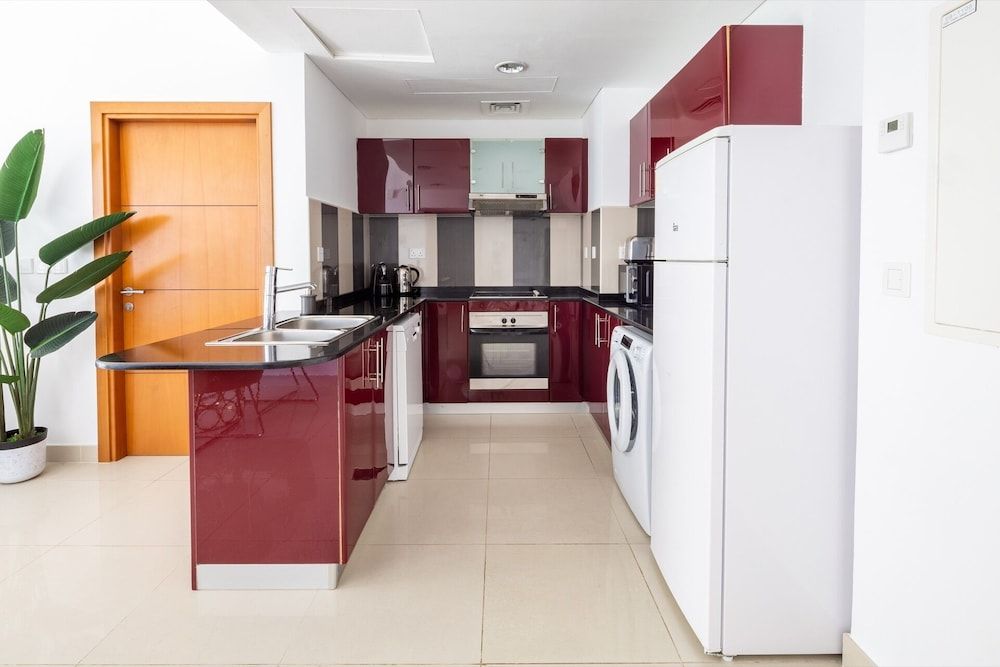 undefined Elegant and Functional 2BR in Marina - Sleeps 5! 8