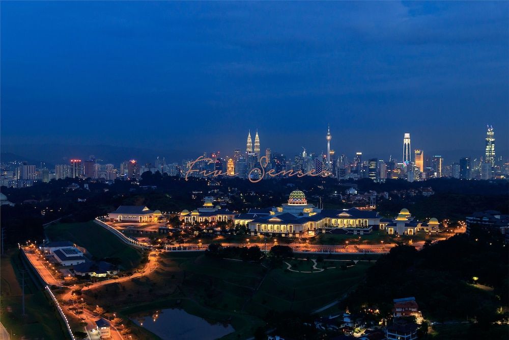 Urban Hive Suites, Dorsett Hartamas Premium Suite 16