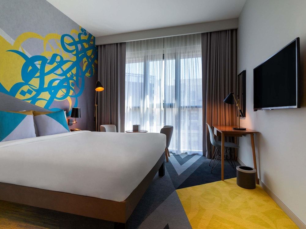 Ibis Styles Dubai Deira Standard Room, 1 King Bed 4